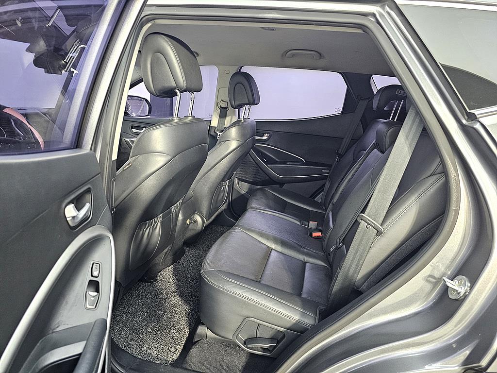 HYUNDAI Santa Fe - Vista 9