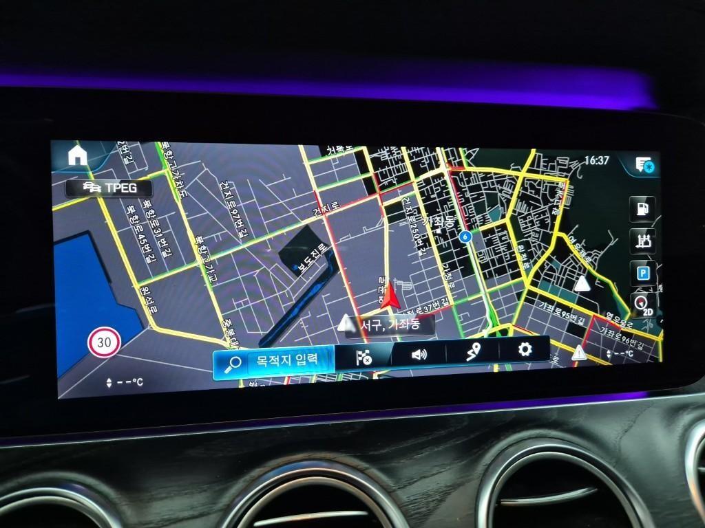 Mercedes Benz E class 2021 Blanco - Importación desde Corea - HF Imports Iquique - Foto 14