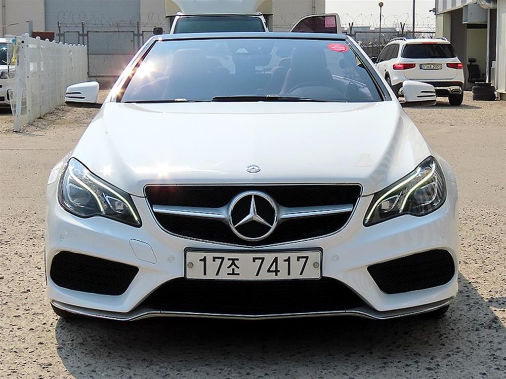 Mercedes Benz E class - Vista 5