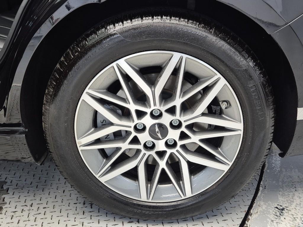 Genesis G80 - Vista 12