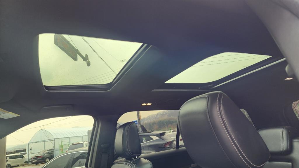 Ford Explorer - Vista 9