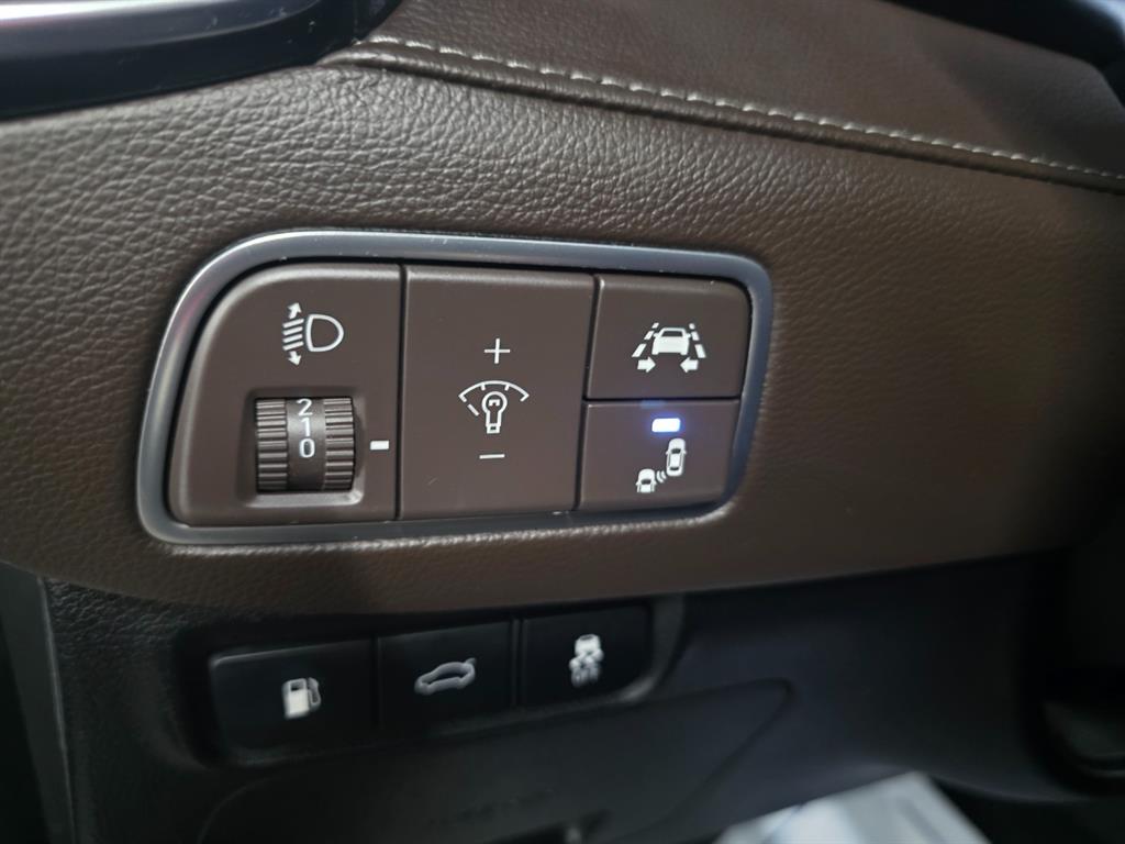 HYUNDAI Grandeur - Vista 9