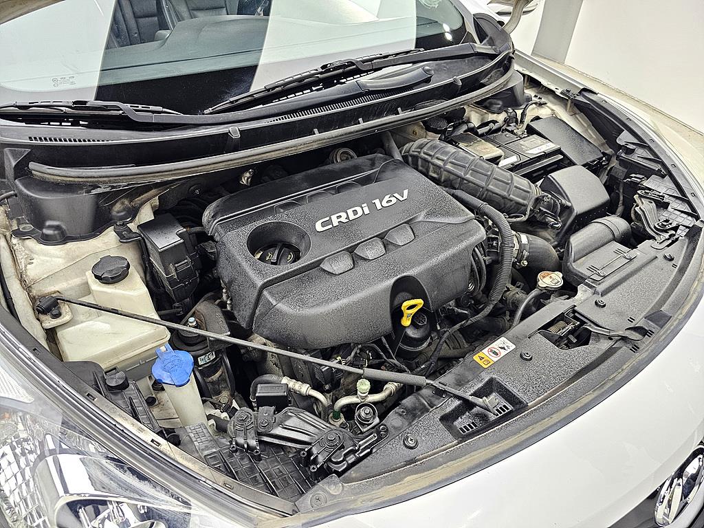 HYUNDAI i30 - Vista 6