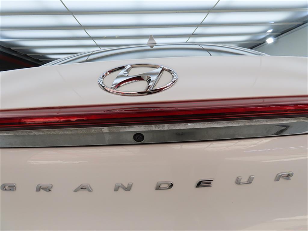 HYUNDAI Grandeur 2020 Blanco - Importación desde Corea - HF Imports Iquique - Foto 17
