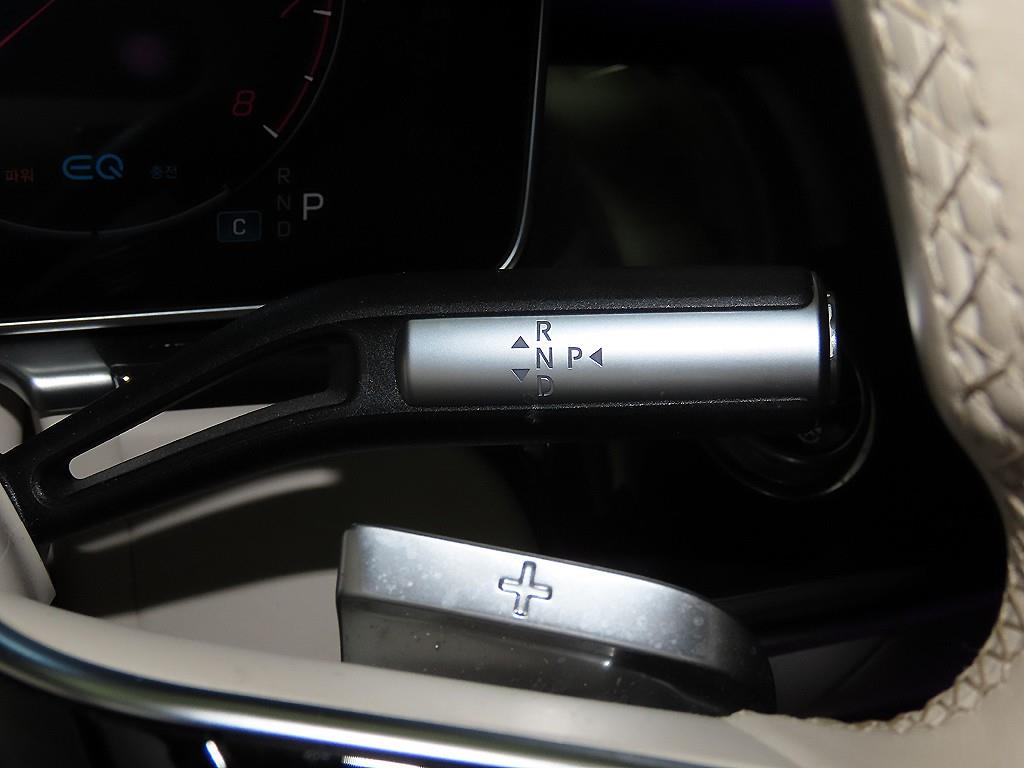 Mercedes Benz S Class - Vista 12