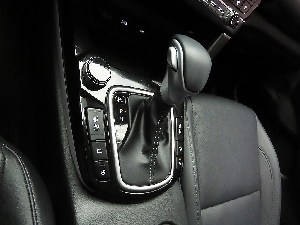 KIA Seltos - Vista 10