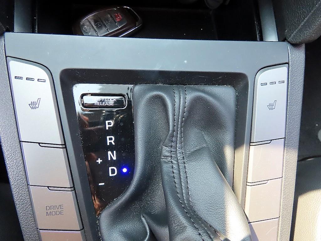 HYUNDAI Avante 2018 - Importación desde Corea - HF Imports Iquique - Foto 16