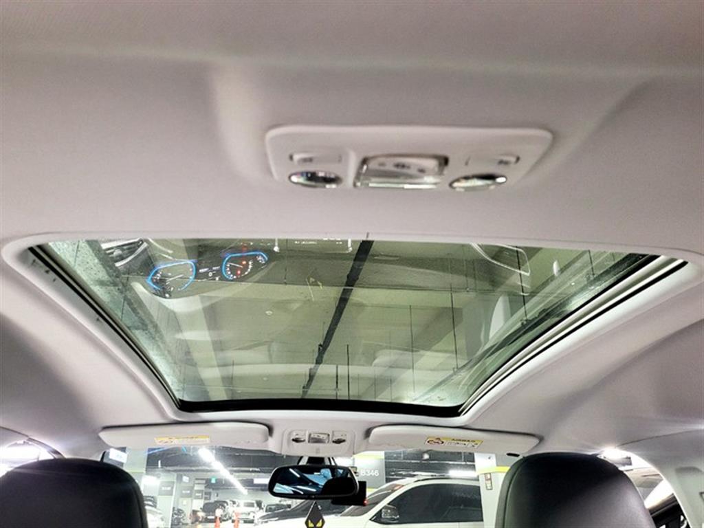 Peugeot 2008 - Vista 11