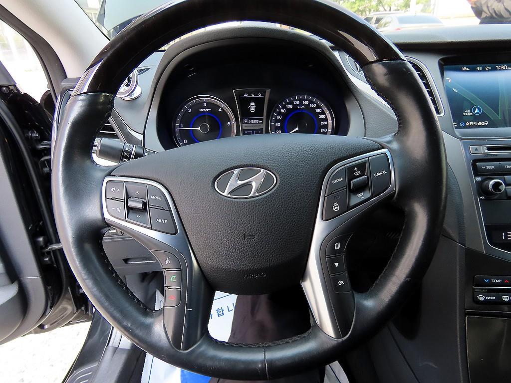 HYUNDAI Grandeur - Vista 7