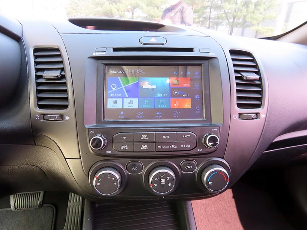 KIA K3 2017 Blanco - Importación desde Corea - HF Imports Iquique - Foto 13