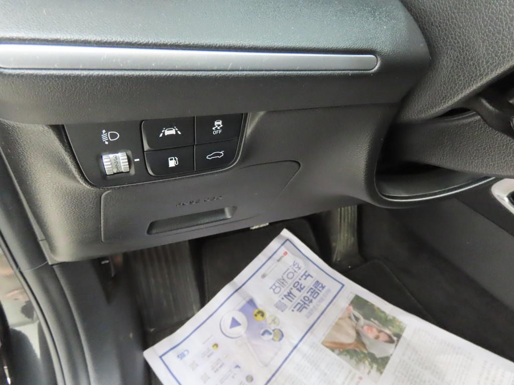 HYUNDAI Grandeur - Vista 11