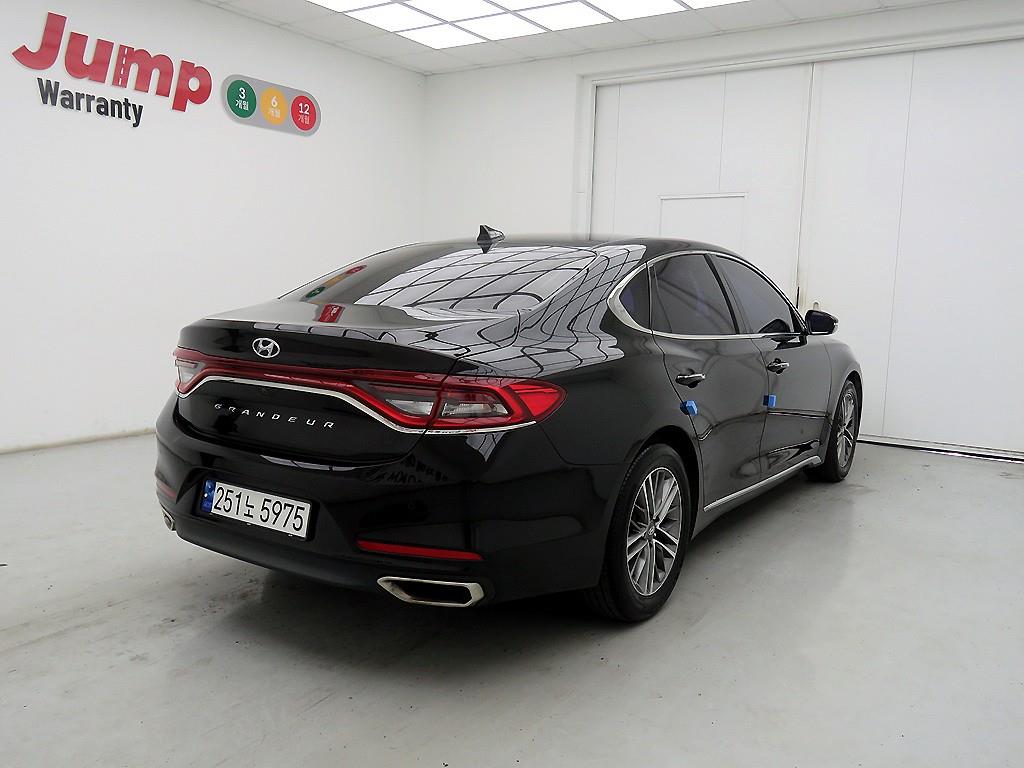 HYUNDAI Grandeur - Vista 4