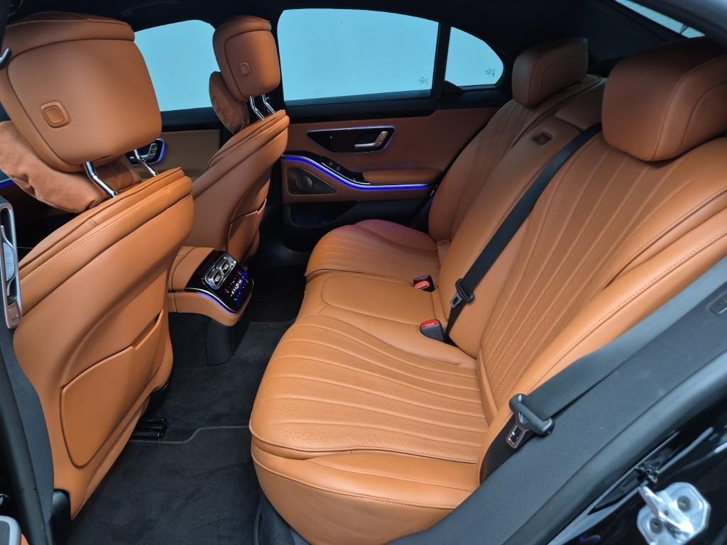 Mercedes Benz S Class - Vista 12