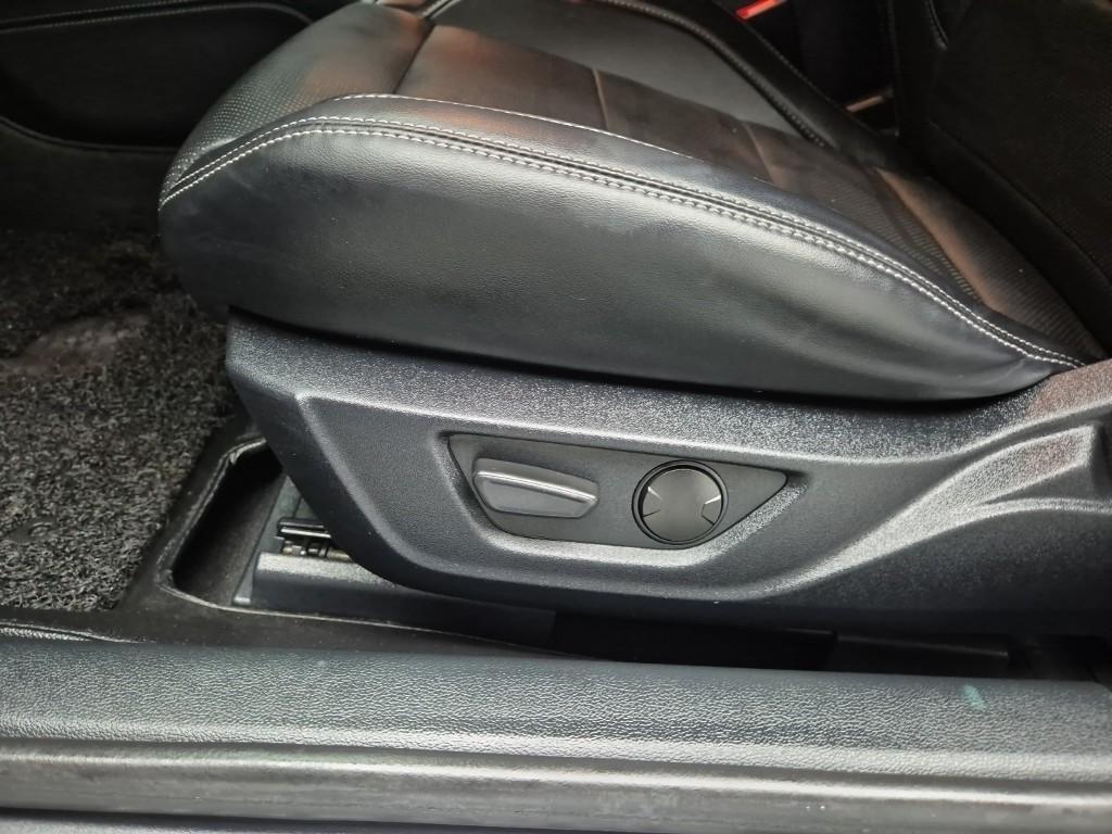 Ford Mustang - Vista 7