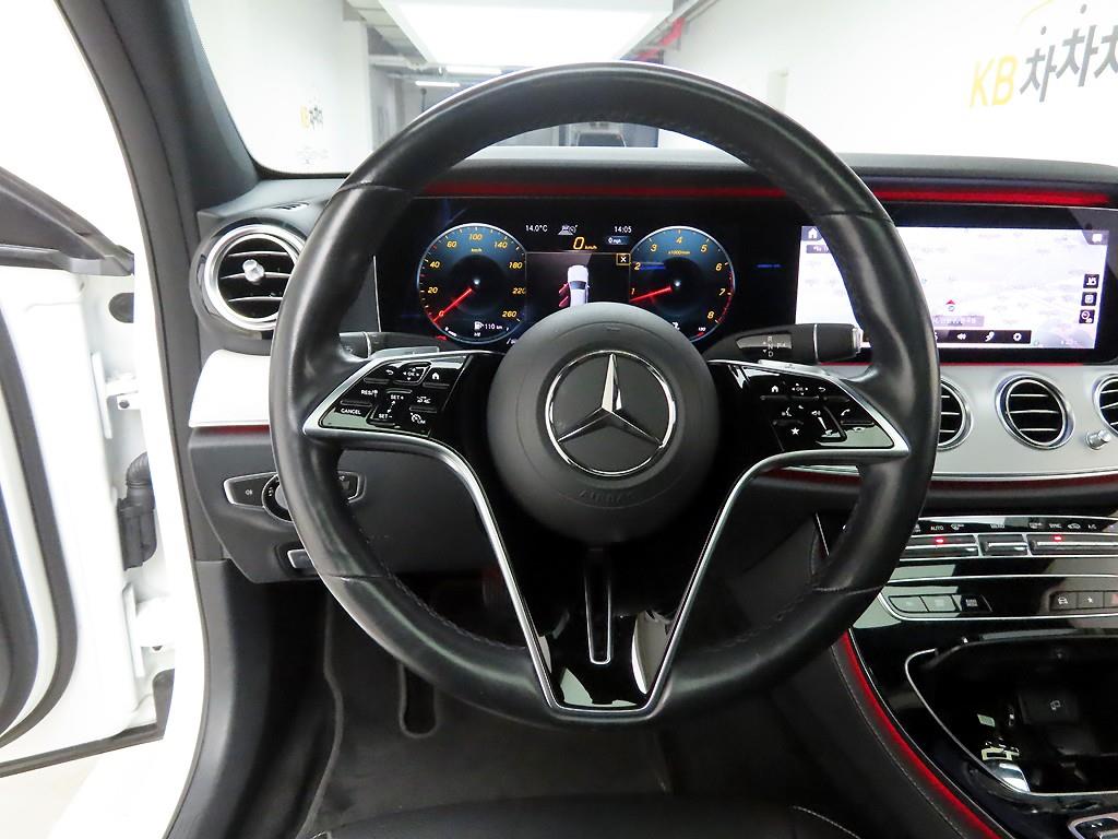 Mercedes Benz E class - Vista 7