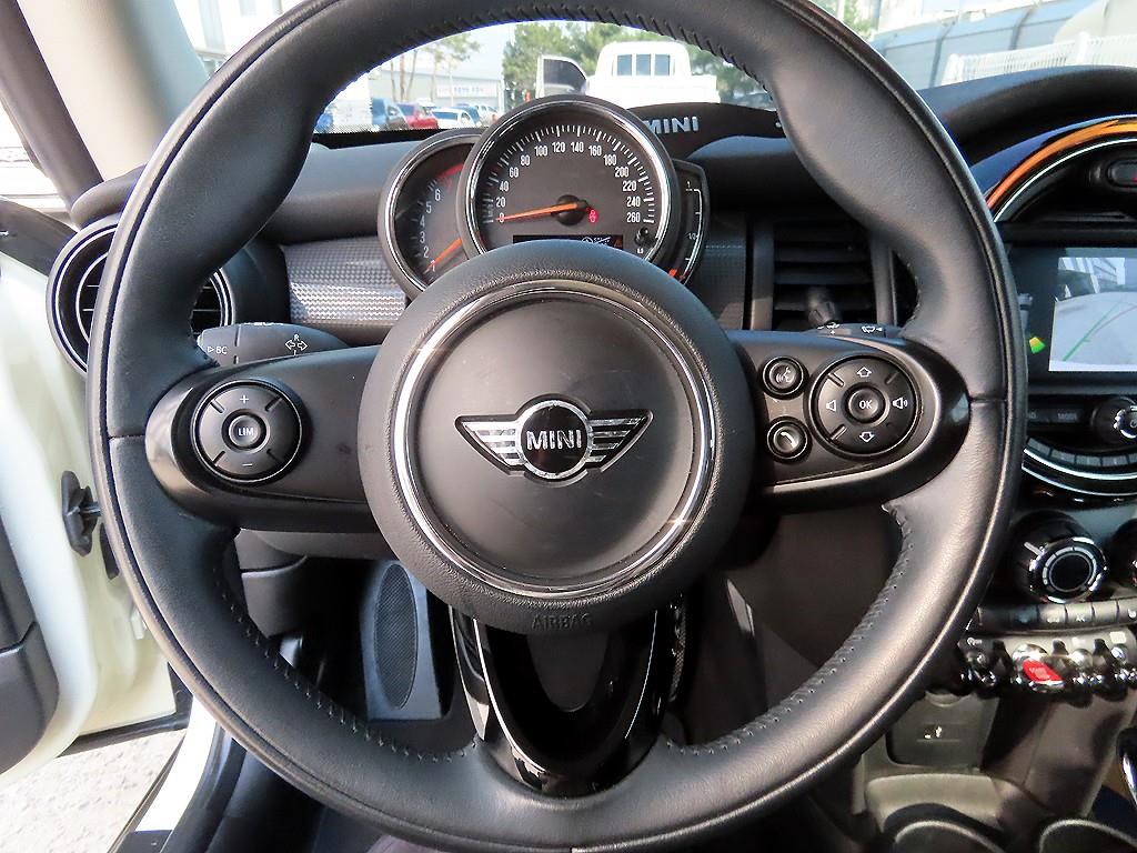 Mini Cooper - Vista 8