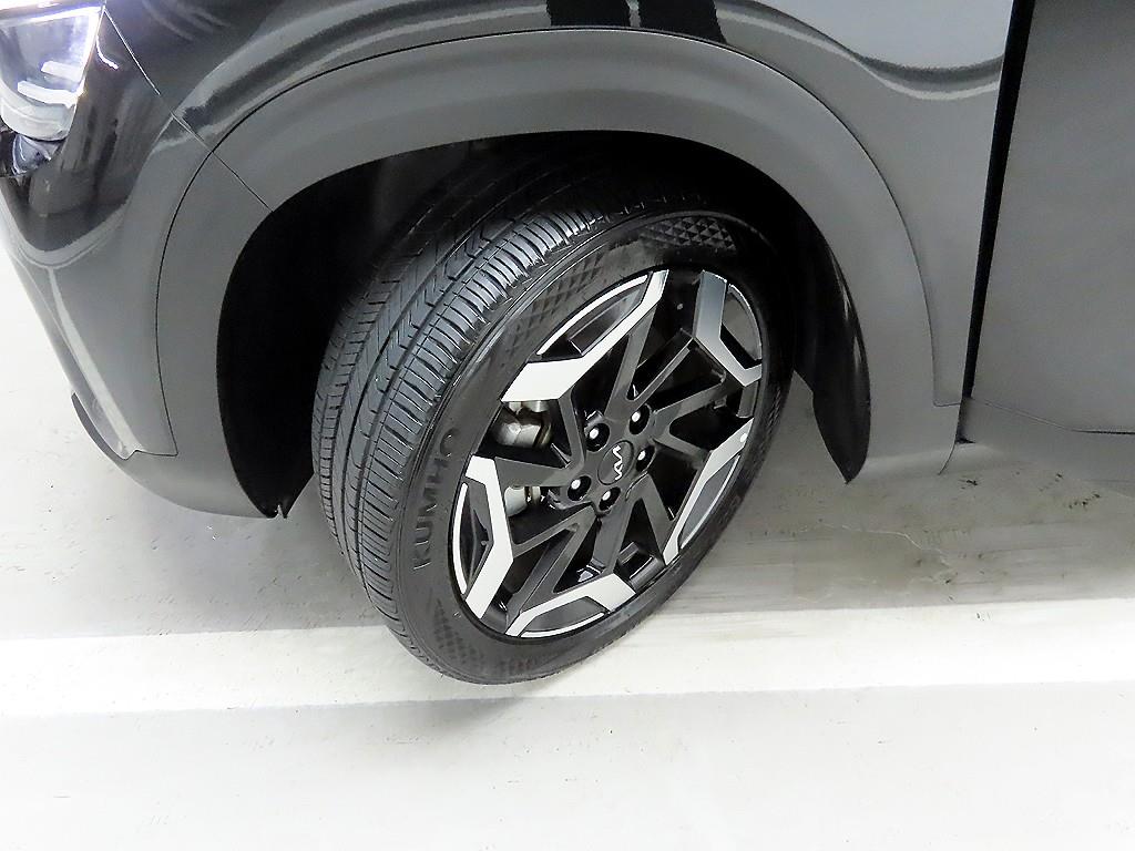 KIA Seltos 2023 Negro - Importación desde Corea - HF Imports Iquique - Foto 19