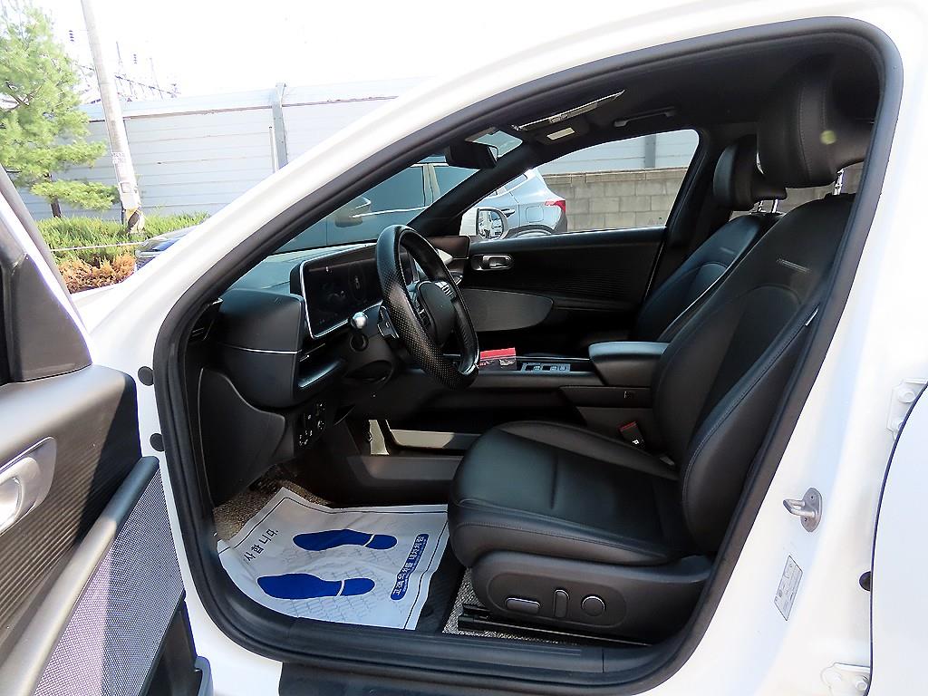 HYUNDAI Ioniq 6 - Vista 5