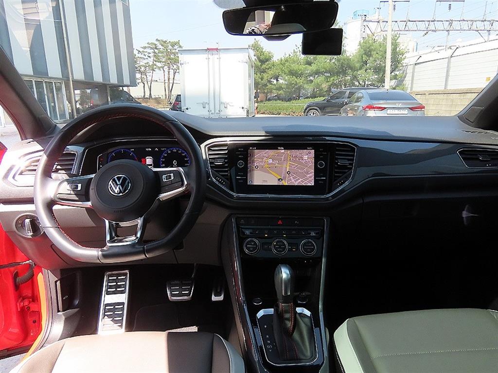 Volkswagen T-Roc - Vista 7