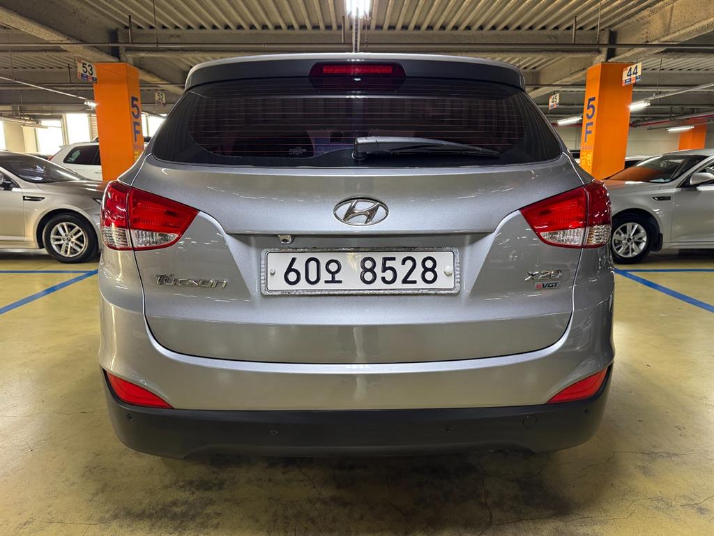 HYUNDAI Tucson - Vista 5