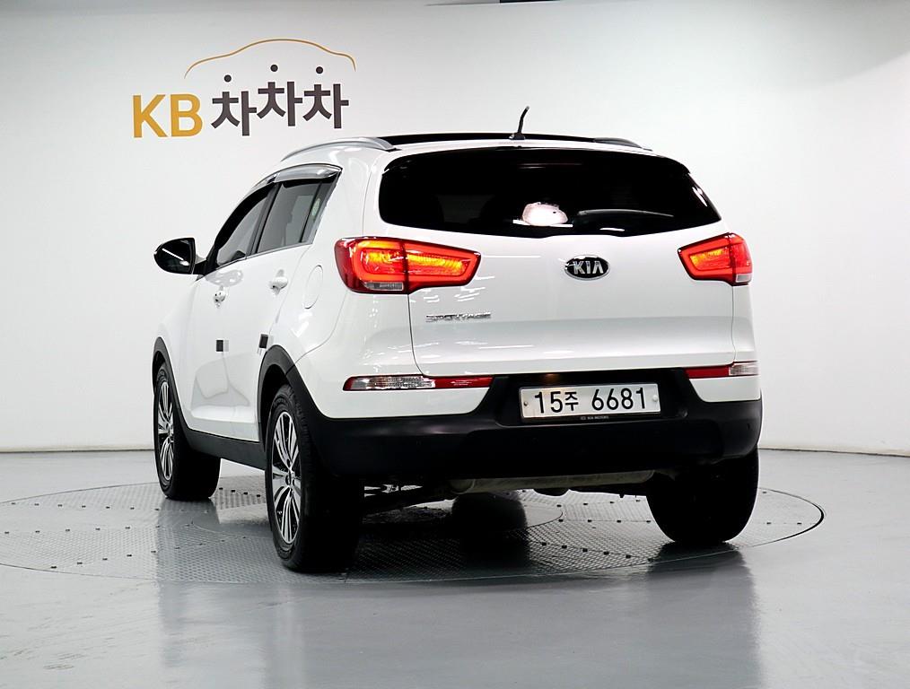 KIA Sportage - Vista 4