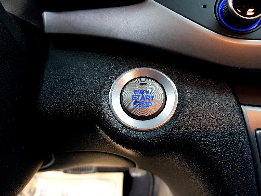 HYUNDAI Avante 2018 Blanco - Importación desde Corea - HF Imports Iquique - Foto 14