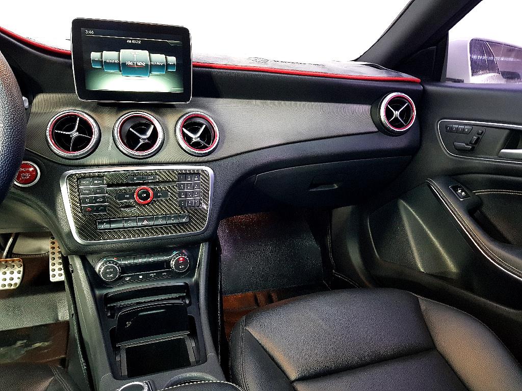 Mercedes Benz CLA Class - Vista 10