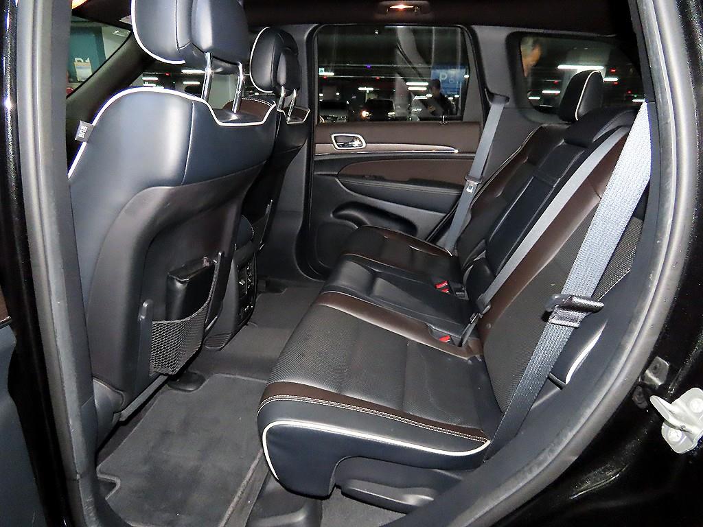 Jeep Cherokee - Vista 7