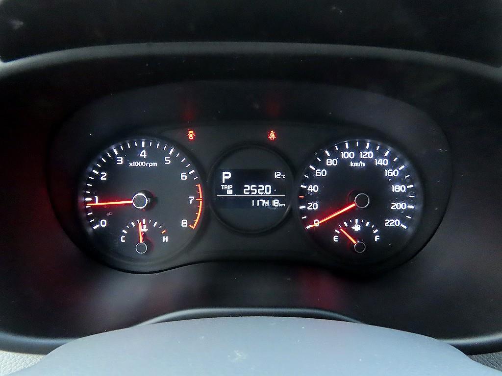 KIA Morning - Vista 9