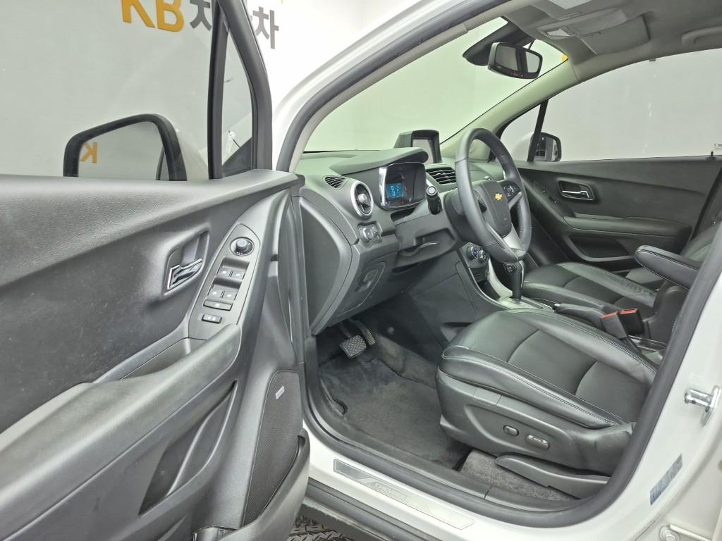 Chevrolet Trax 2015 Blanco - Importación desde Corea - HF Imports Iquique - Foto 17