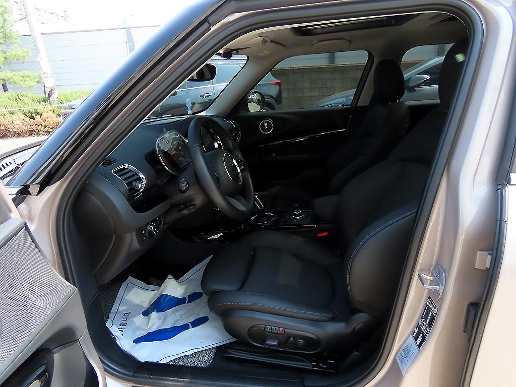 Mini Clubman - Vista 5