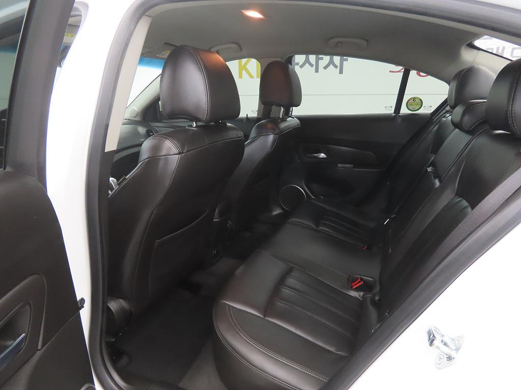 Chevrolet Cruise - Vista 6