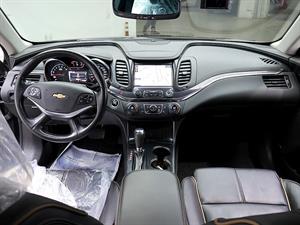 Chevrolet Impala - Vista 10