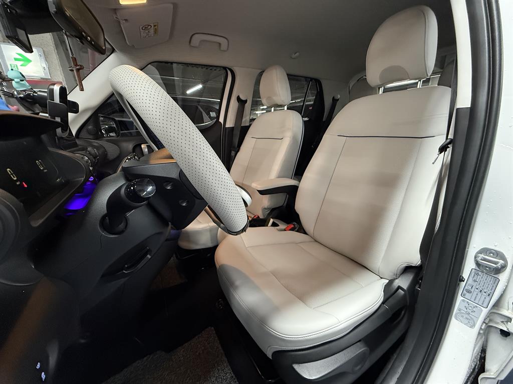 HYUNDAI Casper - Vista 5