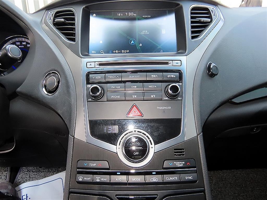 HYUNDAI Grandeur - Vista 11