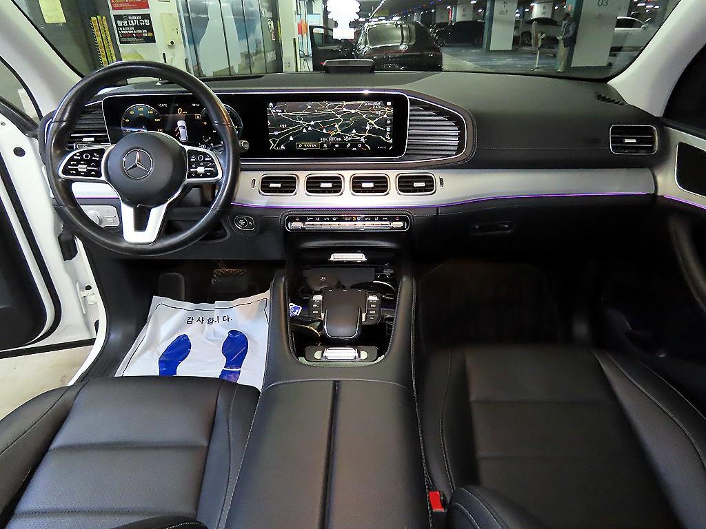 Mercedes Benz GLE Class - Vista 10