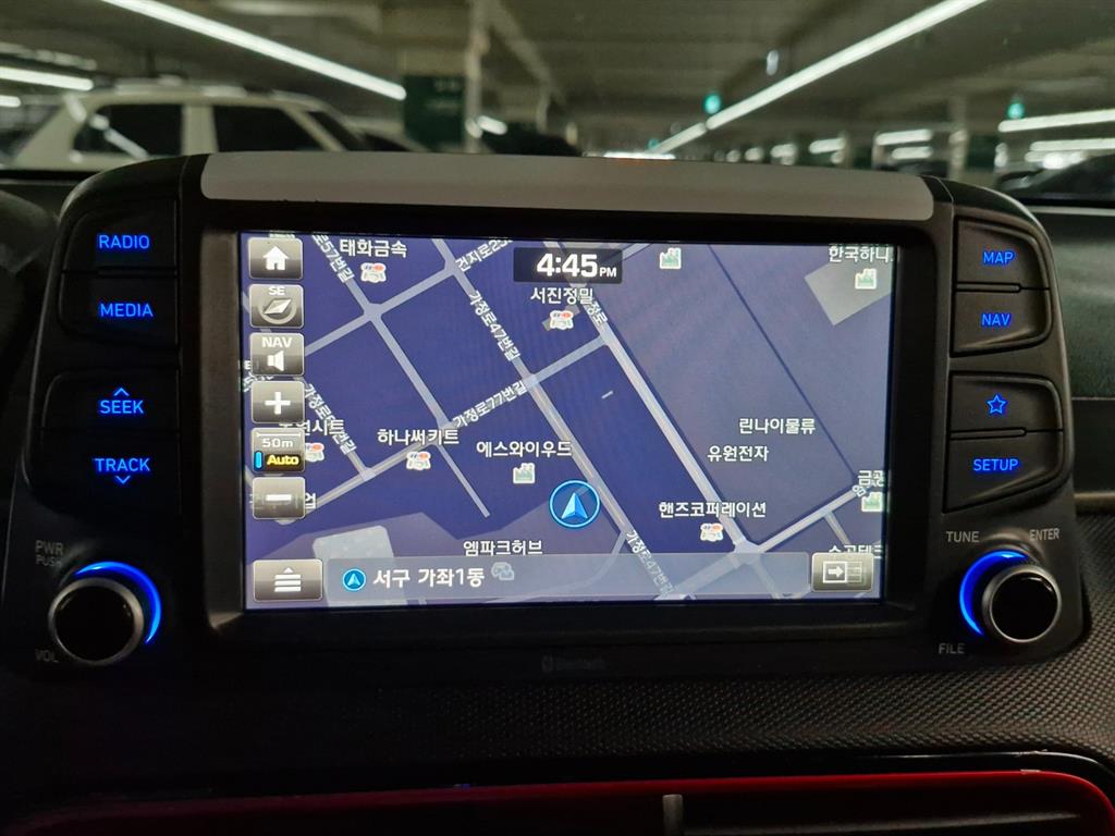 HYUNDAI Kona - Vista 6