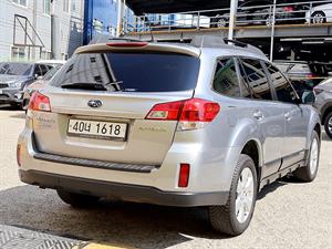 Subaru Outback - Vista 8