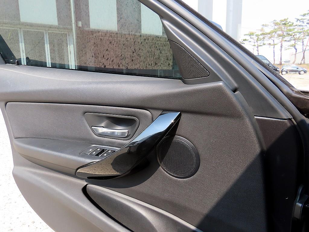 BMW 3 series - Vista 12