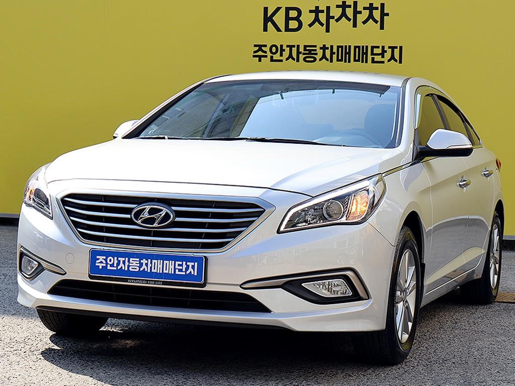 HYUNDAI Sonata - Vista 3