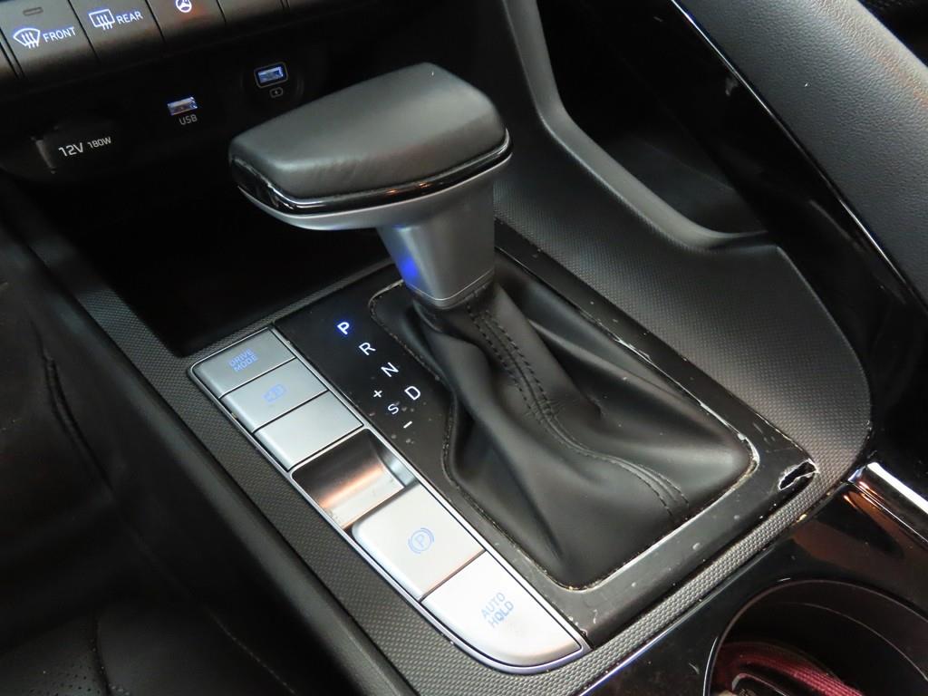 HYUNDAI Avante - Vista 12