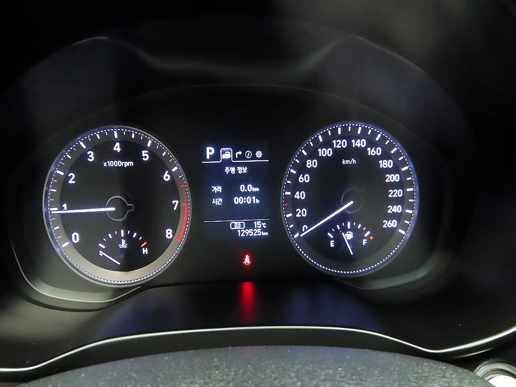 HYUNDAI Grandeur - Vista 6