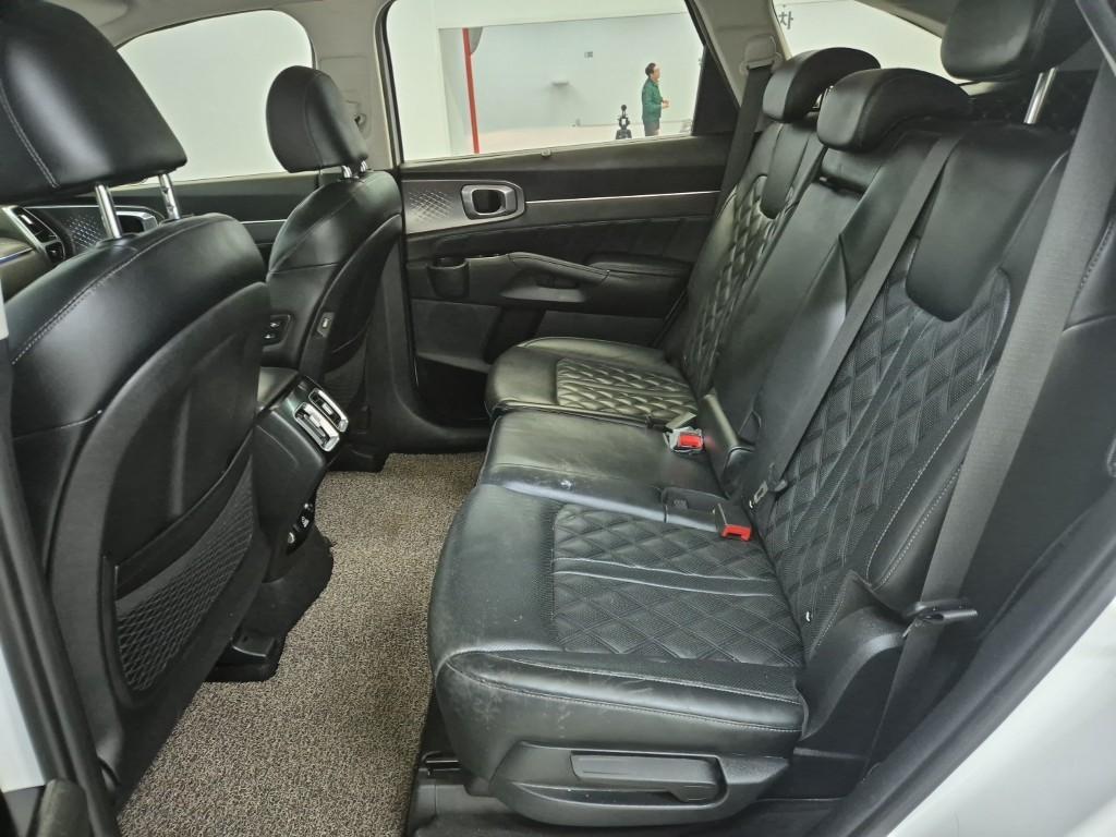 KIA Sorento - Vista 12