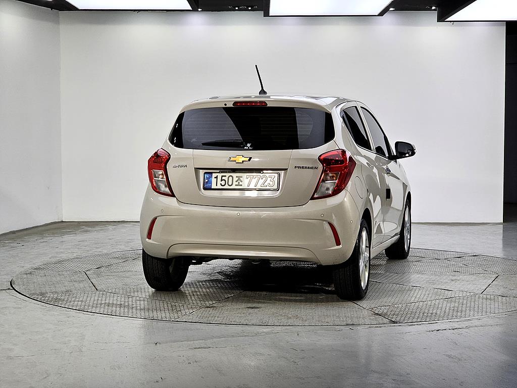 Chevrolet Spark - Vista 2