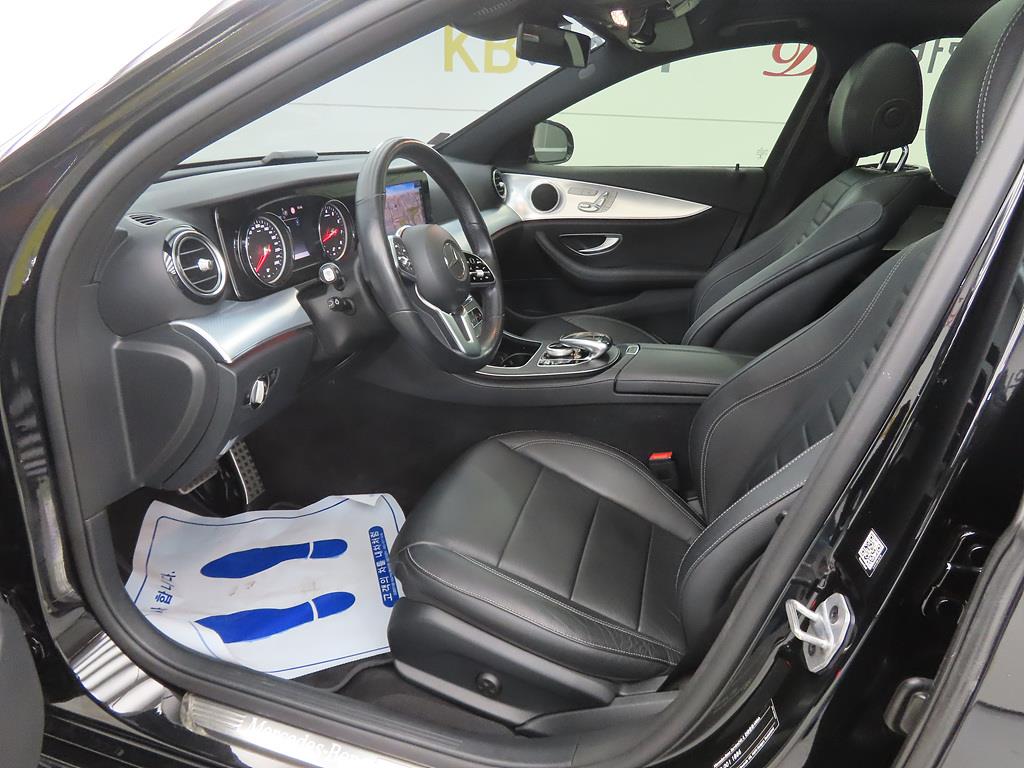 Mercedes Benz E class - Vista 5