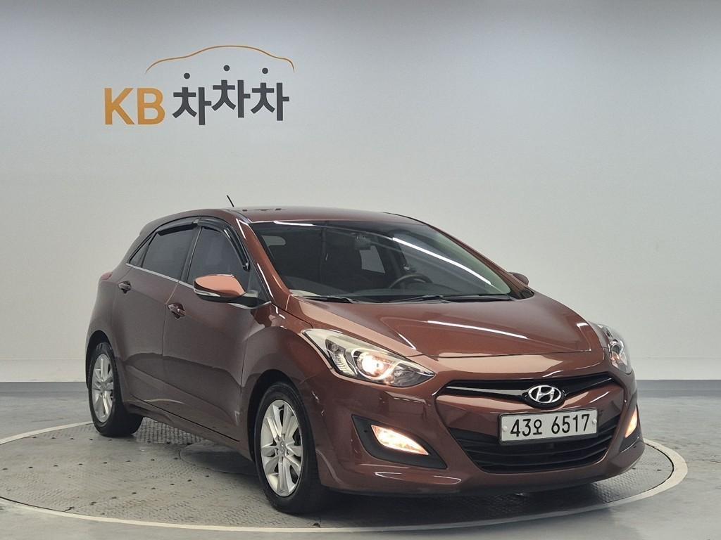 HYUNDAI i30 - Vista 4