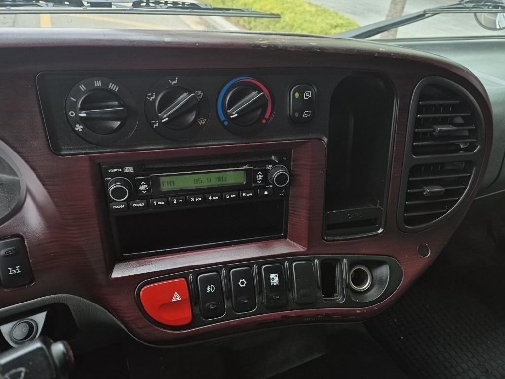 medium and large cargo Cargo - Vista 12