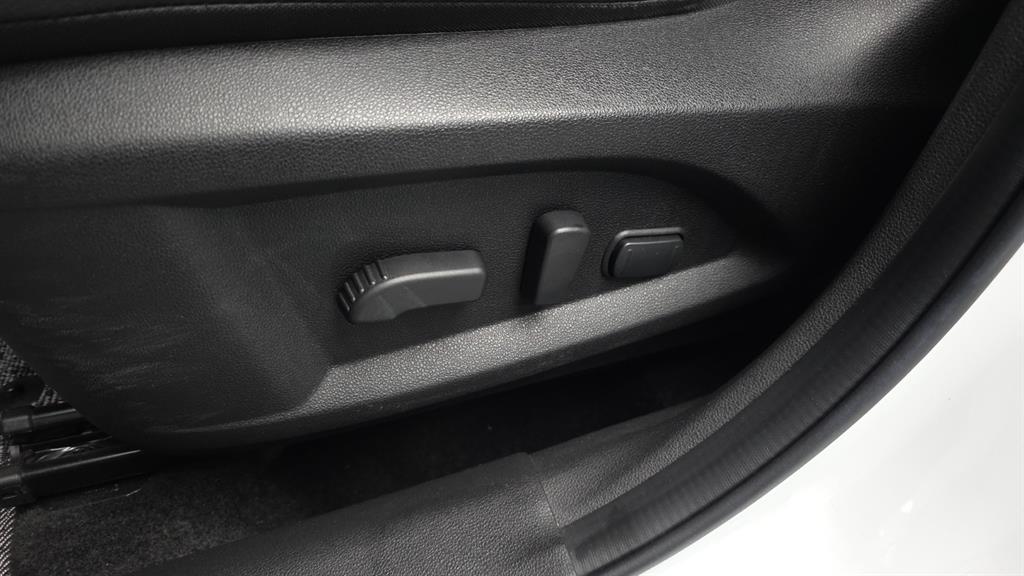 SAMSUNG QM6 2022 Blanco - Importación desde Corea - HF Imports Iquique - Foto 18