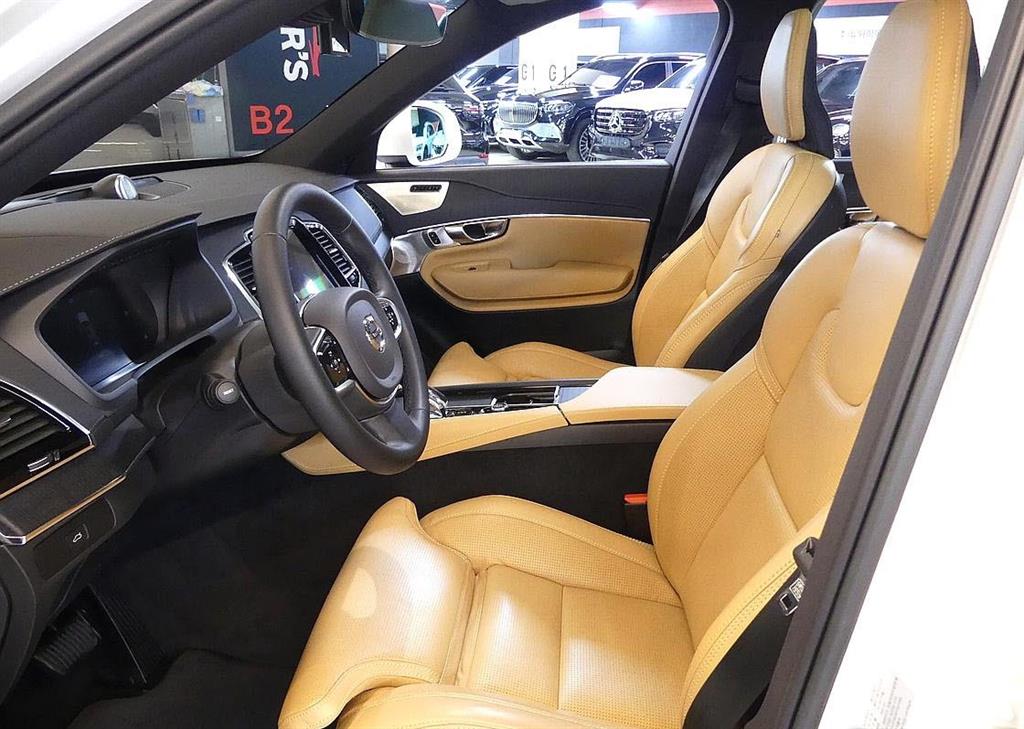 Volvo XC90 - Vista 8