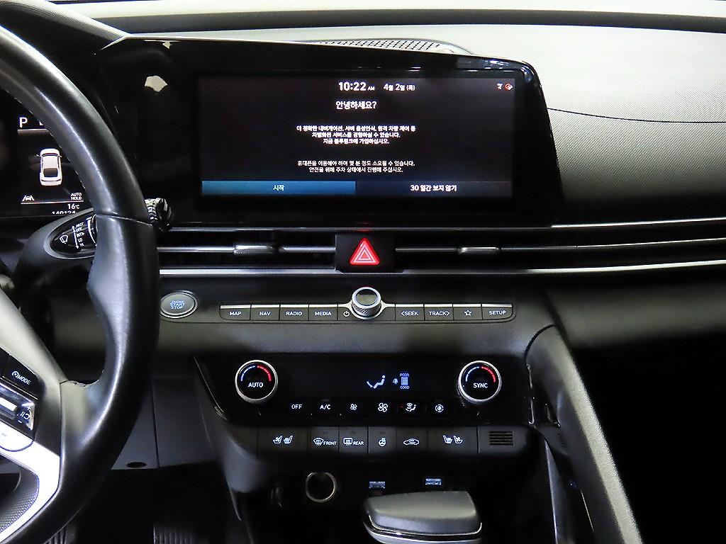 HYUNDAI Avante - Vista 11